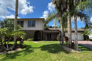 8 Felicia Ct, Palm Coast, FL 32137 - Photo 1