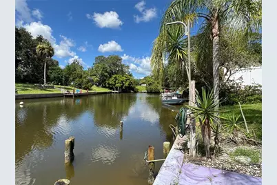 8 Felicia Court, Palm Coast, FL 32137 - Photo 32