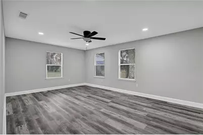 316 S Cypress Avenue, Green Cove Springs, FL 32043 - Photo 22