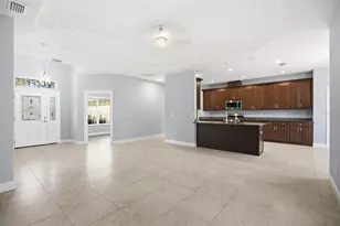 13 Winchester Pl, Palm Coast, FL 32164 - Photo 10