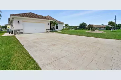 6 Valencia Street, Palm Coast, FL 32137 - Photo 4