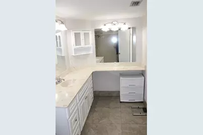 5258 Eagle Lake Drive, Palm Beach Gardens, FL 33418 - Photo 10