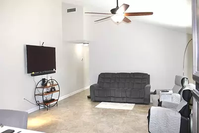 5258 Eagle Lake Drive, Palm Beach Gardens, FL 33418 - Photo 6