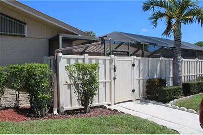 5258 Eagle Lake Drive, Palm Beach Gardens, FL 33418 - Photo 2