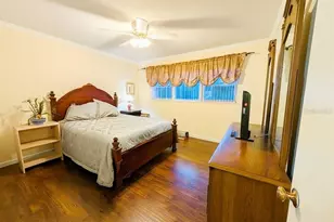 2351 Irish Ln, Clearwater, FL 33763 - Photo 12