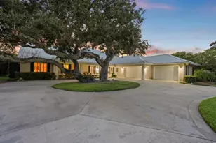 360 John Anderson Dr, Ormond Beach, FL 32176 - Photo 6