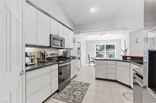 32 Covington Ln, Palm Coast, FL 32137 - Photo 10