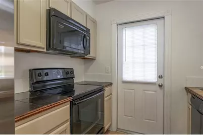 1560 Hancock Lane, Daytona Beach, FL 32117 - Photo 4