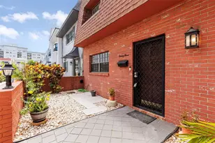 625 N Halifax Ave, Daytona Beach, FL 32118 - Photo 2