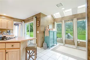 14 Lake Pl, Palm Coast, FL 32137 - Photo 10