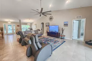 88 Lancelot Dr, Palm Coast, FL 32137 - Photo 12