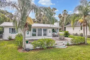 115 Sunset Point Rd, East Palatka, FL 32131 - Photo 14