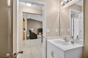 8 Fawn Ln, Palm Coast, FL 32137 - Photo 36