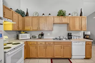 8 Fawn Ln, Palm Coast, FL 32137 - Photo 12