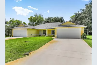 8 Fawn Lane #A, Palm Coast, FL 32137 - Photo 2