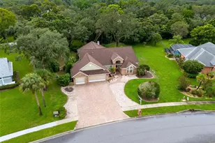 18739 Bascomb Ln, Hudson, FL 34667 - Photo 2