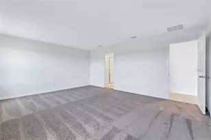 127 W Waverly Ln, Palm Coast, FL 32164 - Photo 10