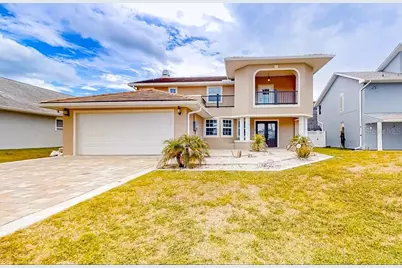 10 Comet Court, Palm Coast, FL 32137 - Photo 1