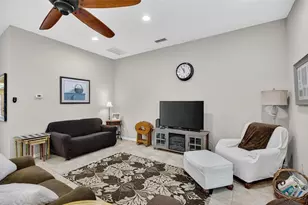 20 Arrowhead Dr, Palm Coast, FL 32137 - Photo 8