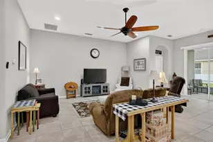 20 Arrowhead Dr, Palm Coast, FL 32137 - Photo 6