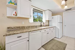 874 Lindenwood Ave N, Ormond Beach, FL 32174 - Photo 12