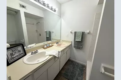 421 SW 67th Terrace #A, Gainesville, FL 32607 - Photo 12