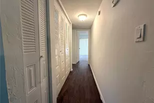 421 SW 67th Terrace, Gainesville, FL 32607 - Photo 6