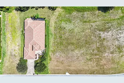 323 Hibiscus Way, Palm Coast, FL 32137 - Photo 6