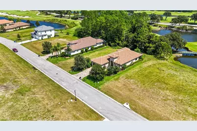 323 Hibiscus Way, Palm Coast, FL 32137 - Photo 4