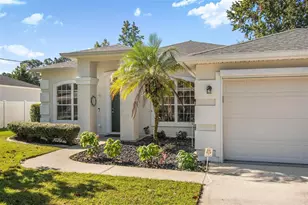 10 Ralph Pl, Palm Coast, FL 32164 - Photo 2