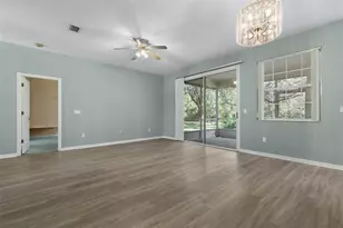 8 Montauk Ln, Palm Coast, FL 32164 - Photo 10