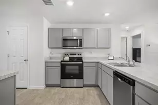 38 Pretoria Ln, Palm Coast, FL 32164 - Photo 14