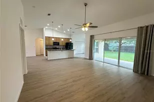 37 Bud Shire Ln, Palm Coast, FL 32137 - Photo 10