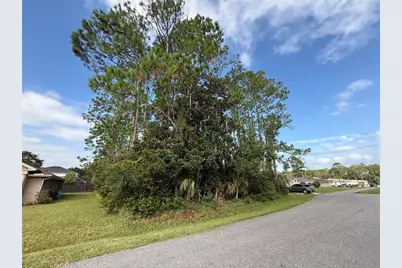 19 Lindberg Lane, Palm Coast, FL 32137 - Photo 2