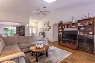 19 Waterford Pl, Palm Coast, FL 32164 - Photo 8