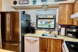 70 Wellshire Ln, Palm Coast, FL 32164 - Photo 6