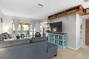 8 Fairways Cir, Palm Coast, FL 32137 - Photo 10
