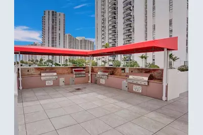 3675 N Country Club Drive #2110, Miami, FL 33180 - Photo 36