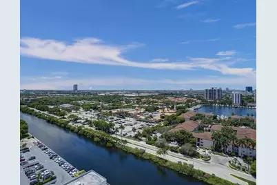 3675 N Country Club Drive #2110, Miami, FL 33180 - Photo 32