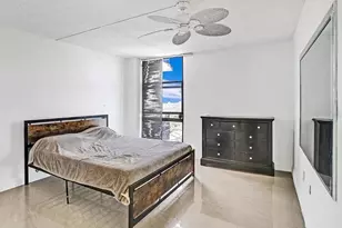 3675 N Country Club Dr, Miami, FL 33180 - Photo 8