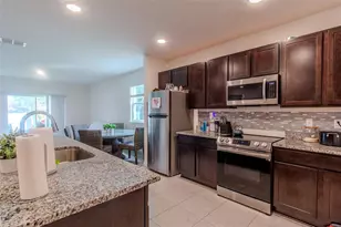 25 Ferndale Ln, Palm Coast, FL 32137 - Photo 8