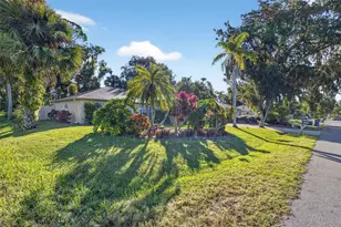 2803 Vista Palm Dr, Edgewater, FL 32141 - Photo 6