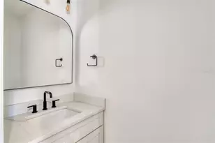 7 Sebastian Ave, Saint Augustine, FL 32084 - Photo 8