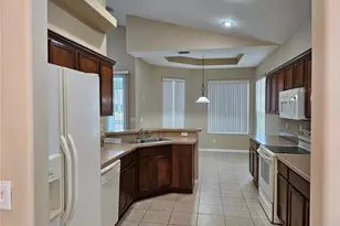 21 Raintree Cir, Palm Coast, FL 32164 - Photo 4