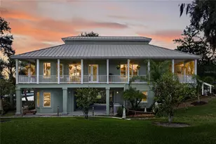 301 Saratoga Dr, Satsuma, FL 32189 - Photo 1