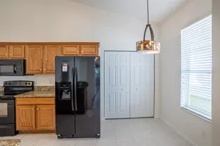 107 Raintree Cir, Palm Coast, FL 32164 - Photo 12