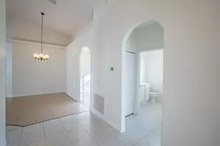 107 Raintree Cir, Palm Coast, FL 32164 - Photo 10