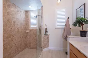 65 N Riverwalk Dr, Palm Coast, FL 32137 - Photo 14