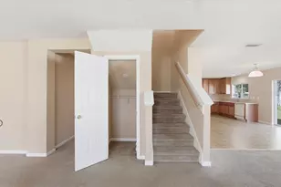 29 Louisville Dr, Palm Coast, FL 32137 - Photo 8