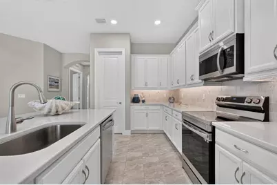 27 S Riverwalk Drive, Palm Coast, FL 32137 - Photo 14
